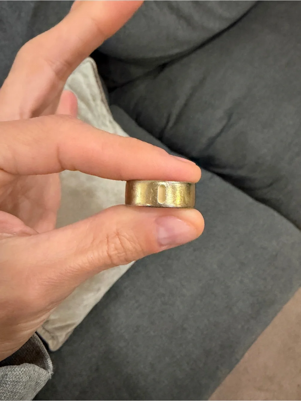 Oura Ring gen 4 size 6 with Charger Dock - works great!